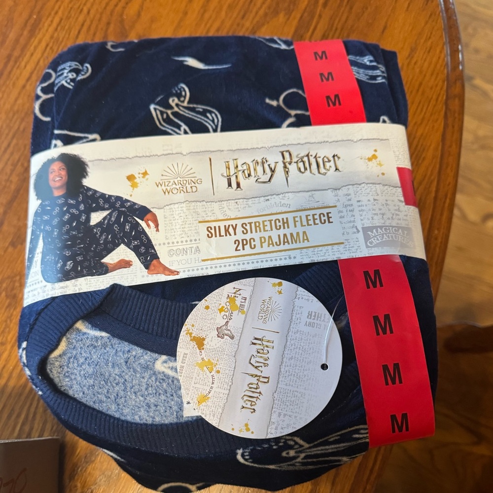 Harry Potter 2pc Pajama set size Medium NWT